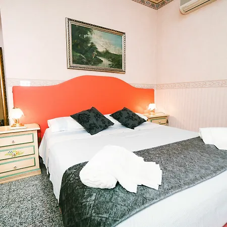Rafael Guest house 3*